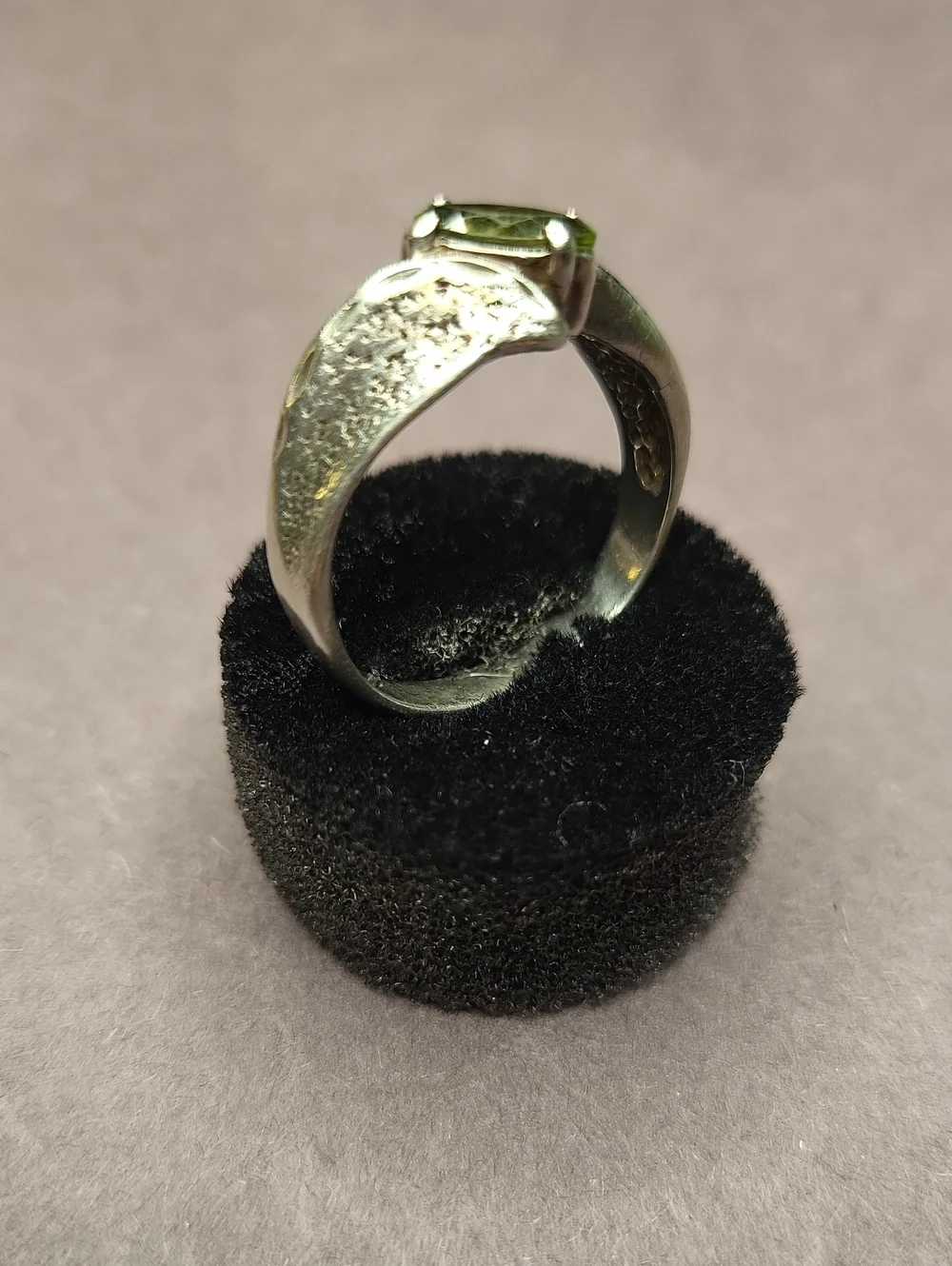 Vintage Sterling Silver Ring with Green Peridot Stone